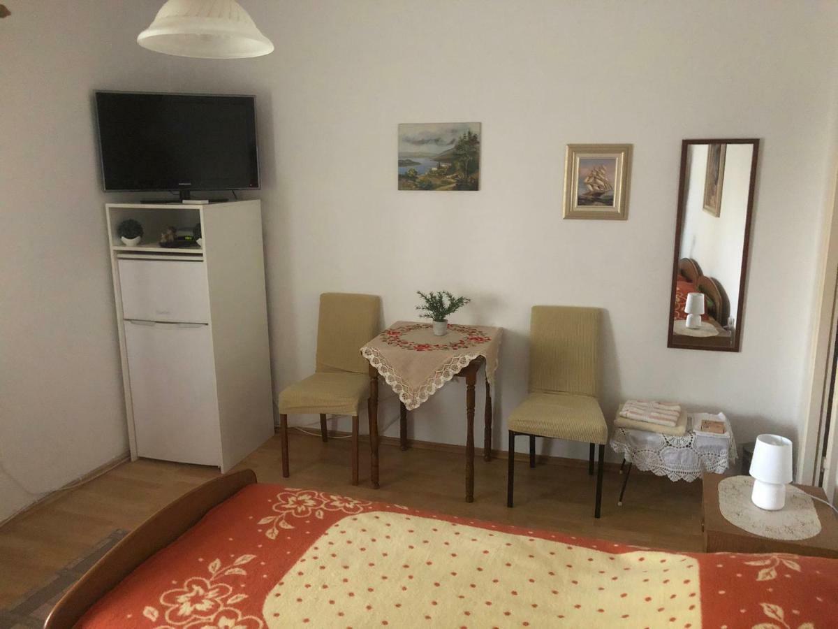 Bed & Breakfast Borka Опатия Екстериор снимка